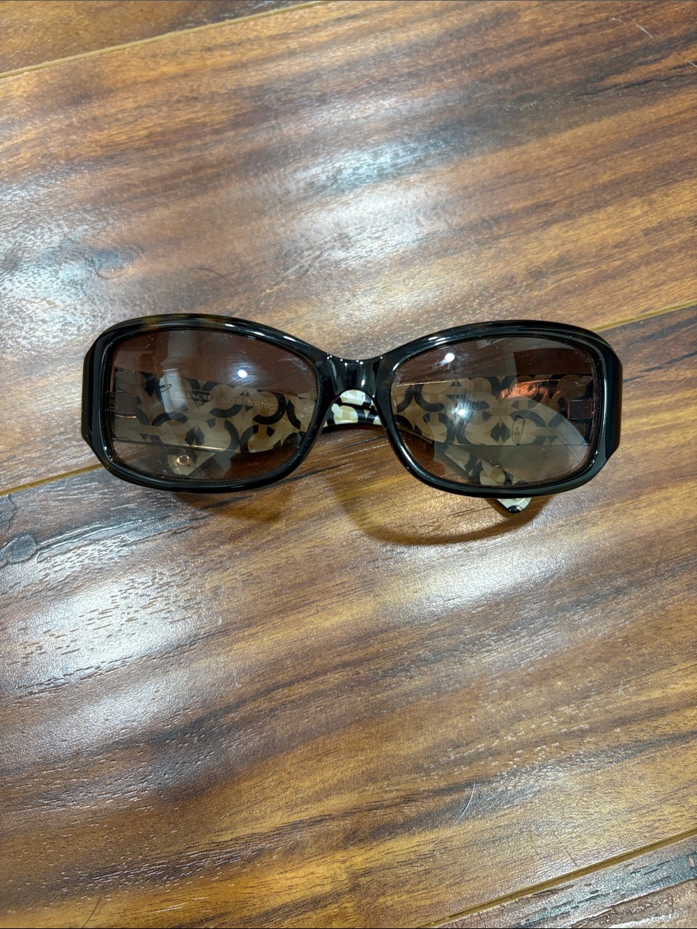 Coach vintage Women's Tortoiseshell Brown Pattern Sunglasses